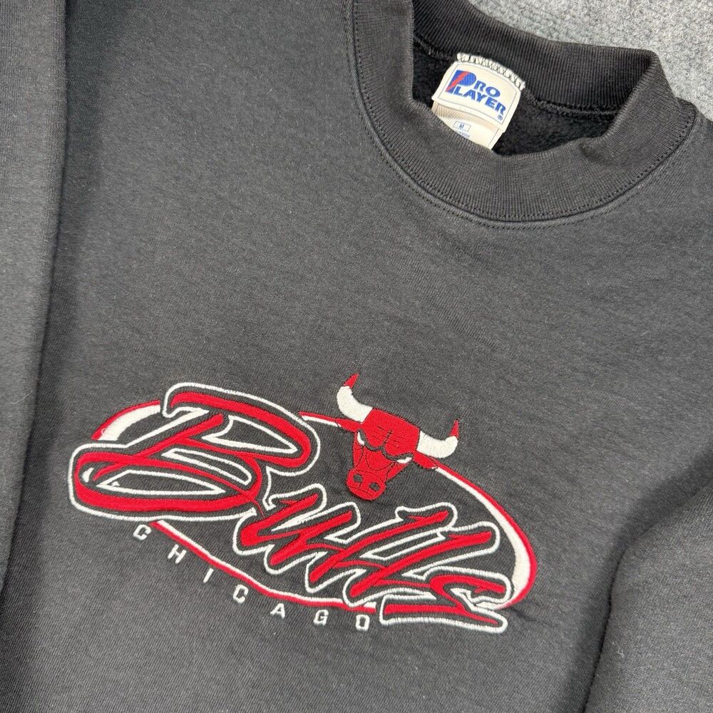 Vintage Pro Player NBA Chicago Bulls Embroidered Crewneck Sweatshirt  Medium USA